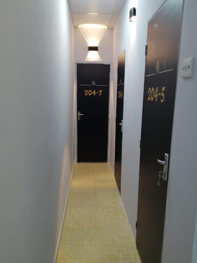 Albarsha 1 Hostel By Phm Dubai Exterior foto